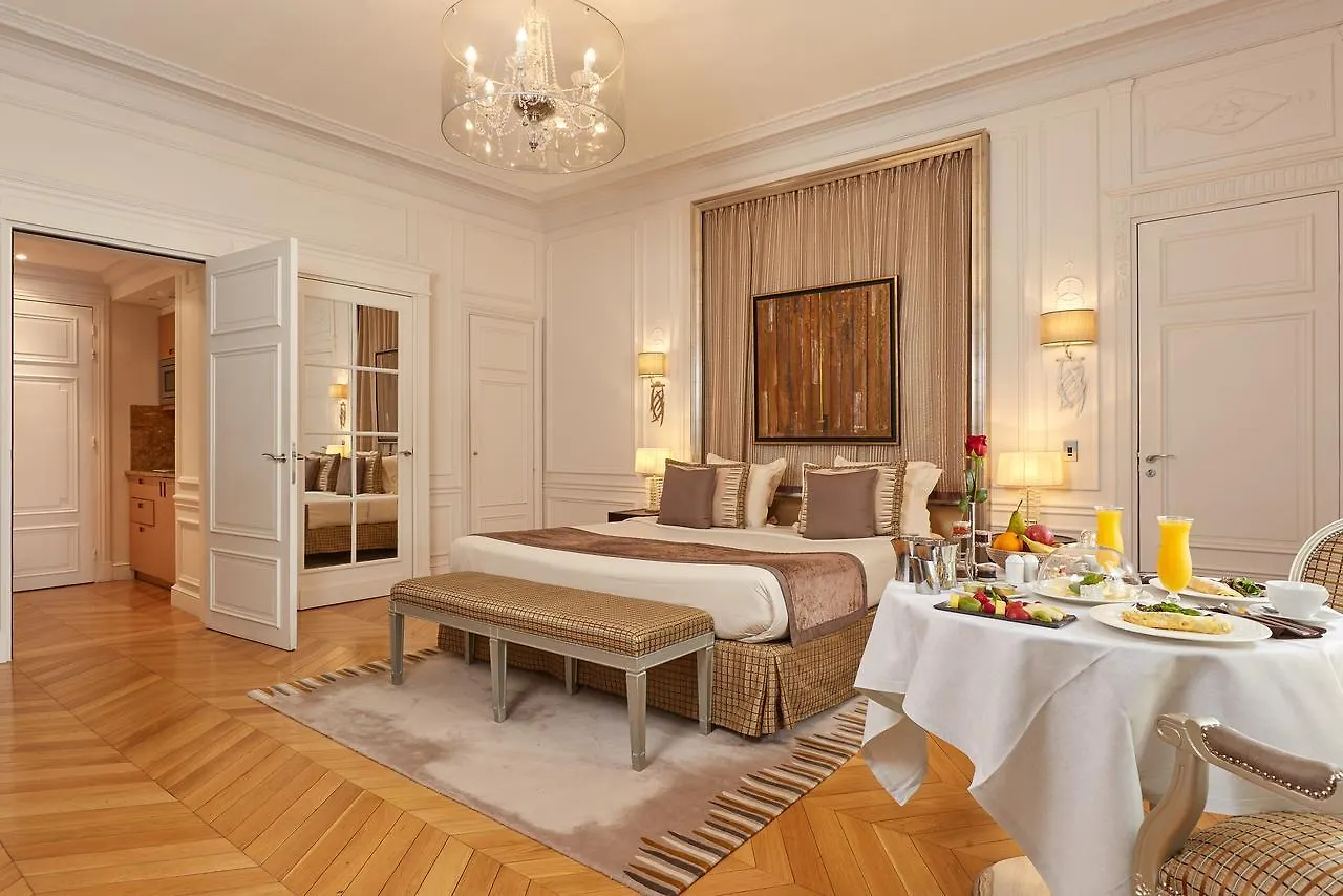 Majestic Champs Elysees Aparthotel