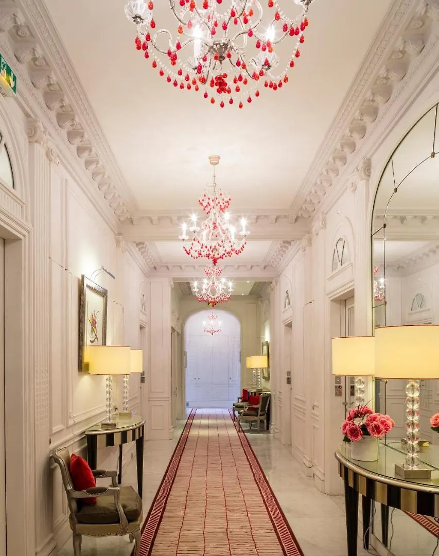 Majestic Champs Elysees 5*